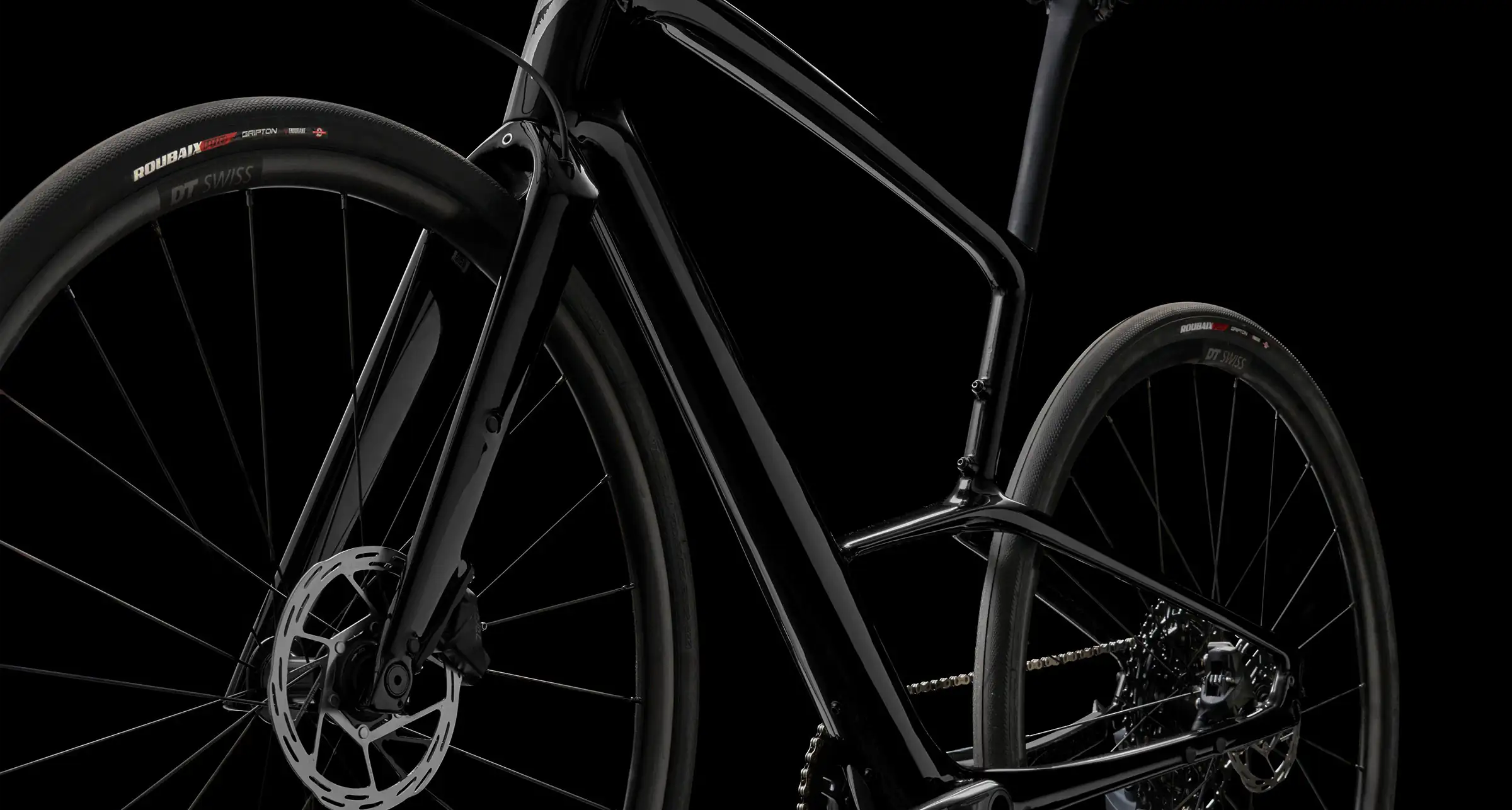 The 2023 Sirrus X wheels